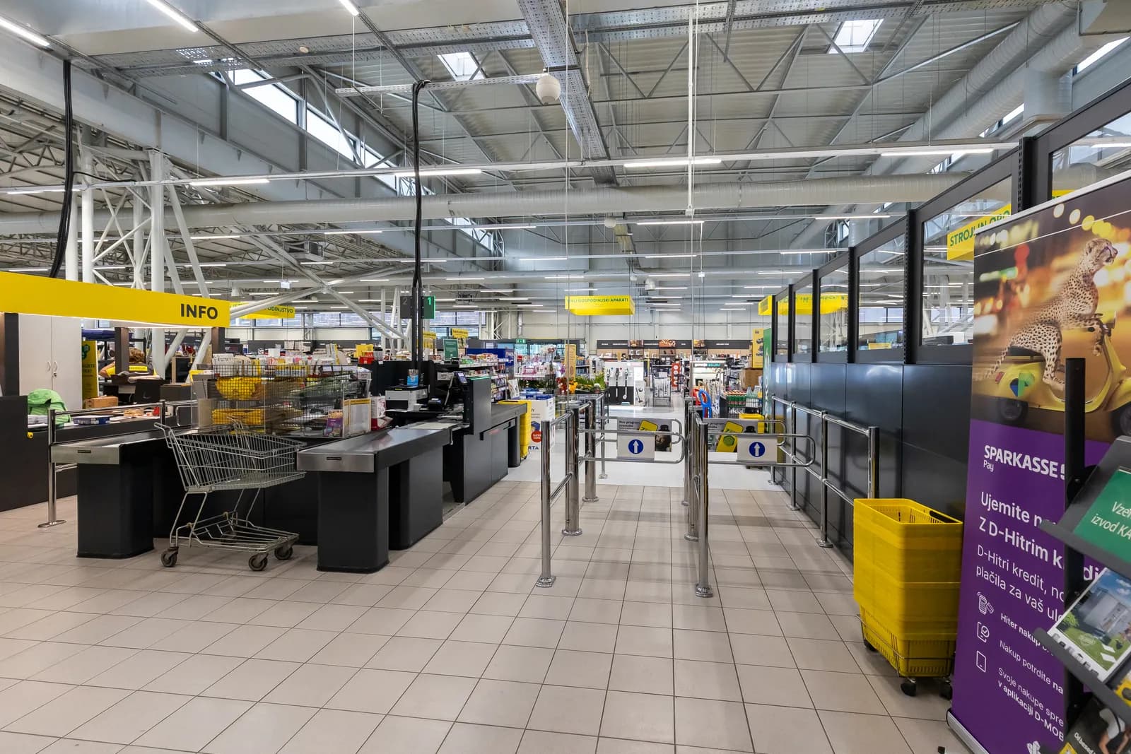 Proyecto Merkur de Modern Expo en Eslovenia - imagen 3