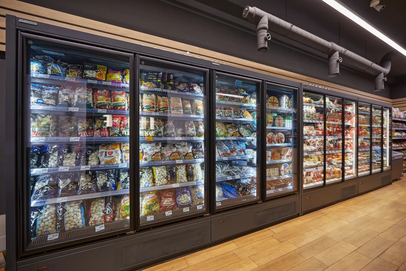 Congelador vertical Cooles Slim para tienda de alimentación