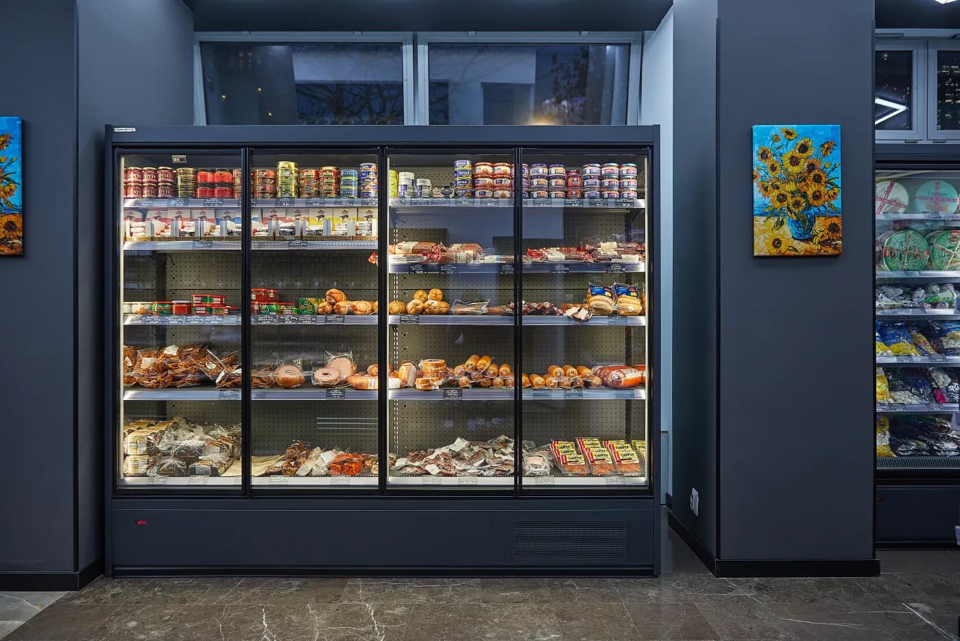 Vitrina refrigerada vertical con puertas de vidrio Cooles Slim